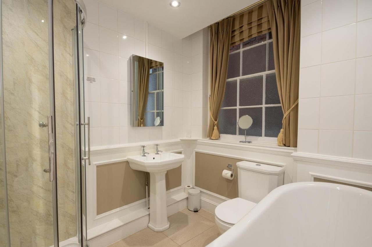 The Town House Hotel Аръндел Екстериор снимка